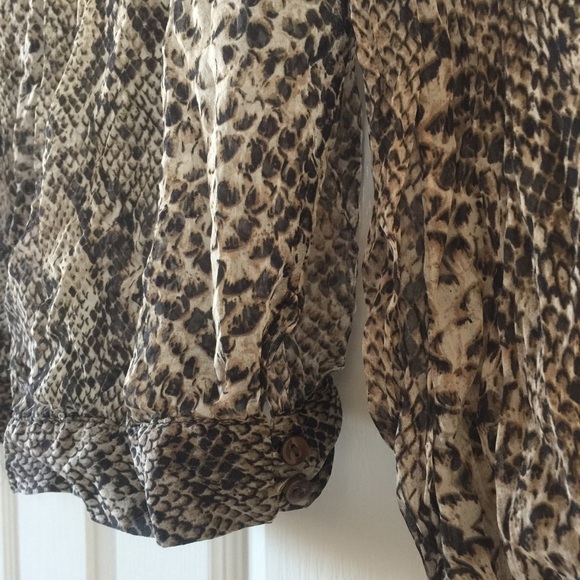 Zara snake python print sheet blouse - sz M - Picture 7 of 8